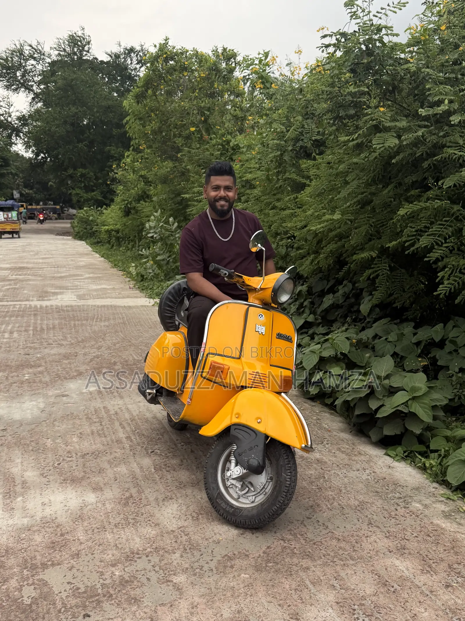 Bajaj Chetak 1980 Yellow