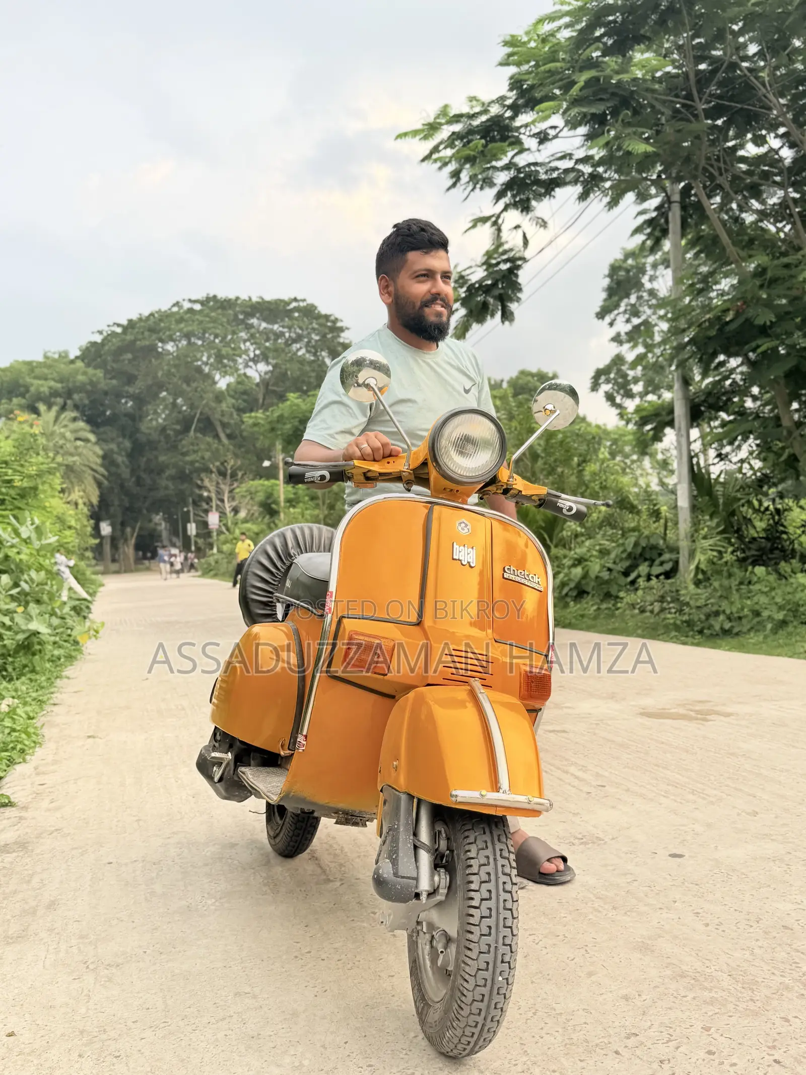 Bajaj Chetak 1980 Yellow