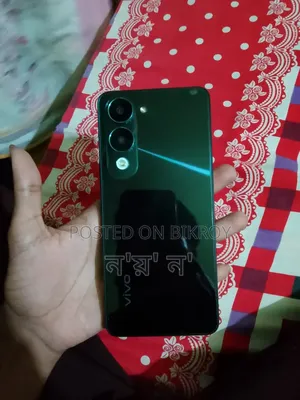 Vivo Y04 128 GB Green