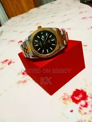 Wristar Japan Quartz Luxury Watch – Like New With Box Warranty