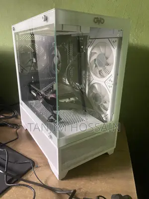 Desktop Computer 16GB AMD Ryzen 5 SSD 512GB