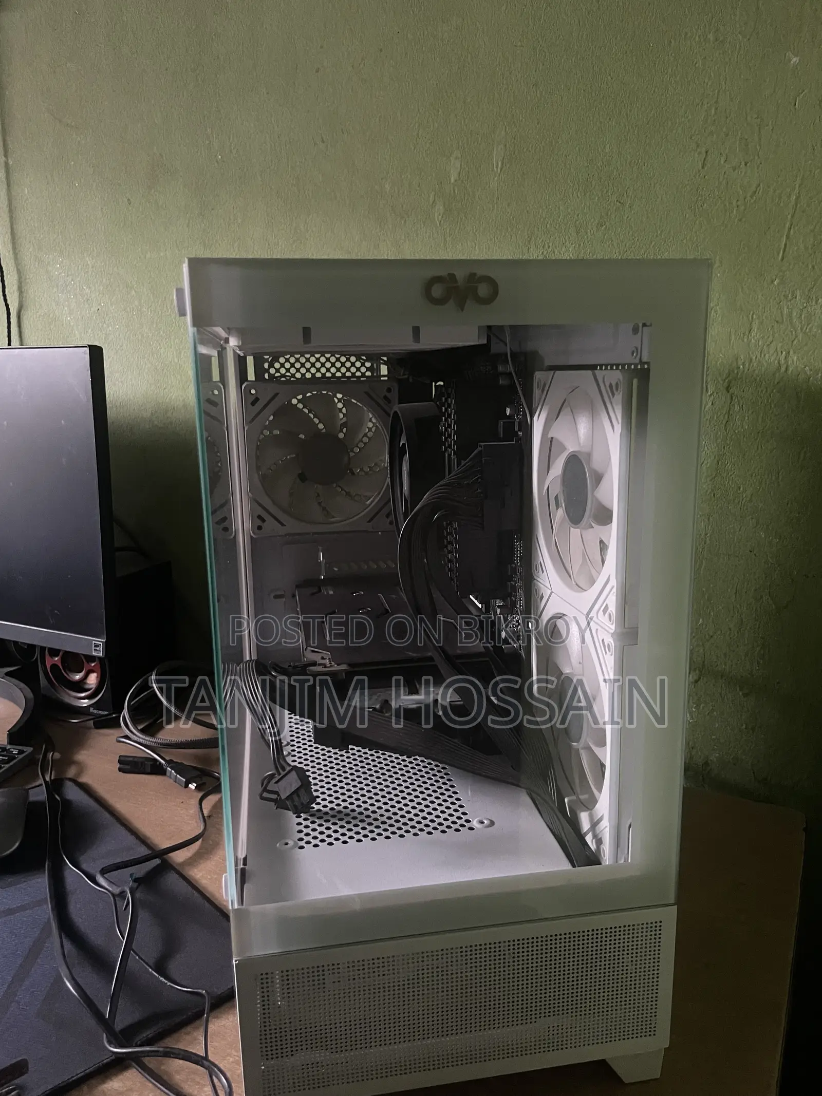 Desktop Computer 16GB AMD Ryzen 5 SSD 512GB