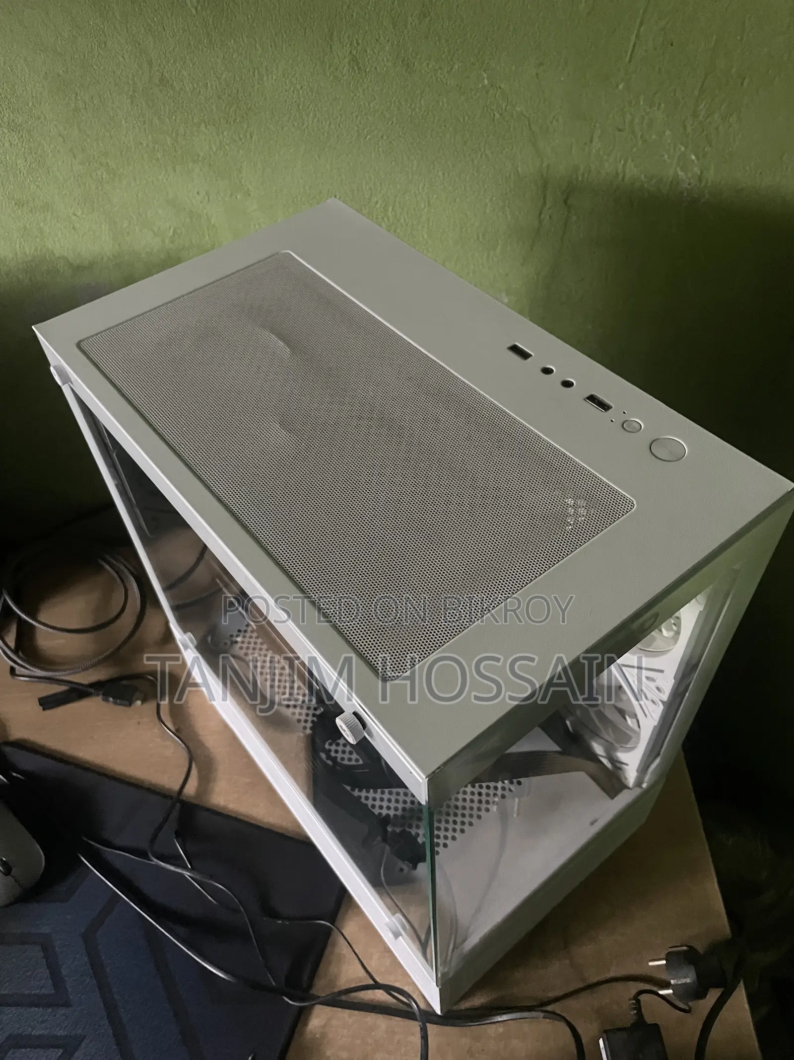 Desktop Computer 16GB AMD Ryzen 5 SSD 512GB