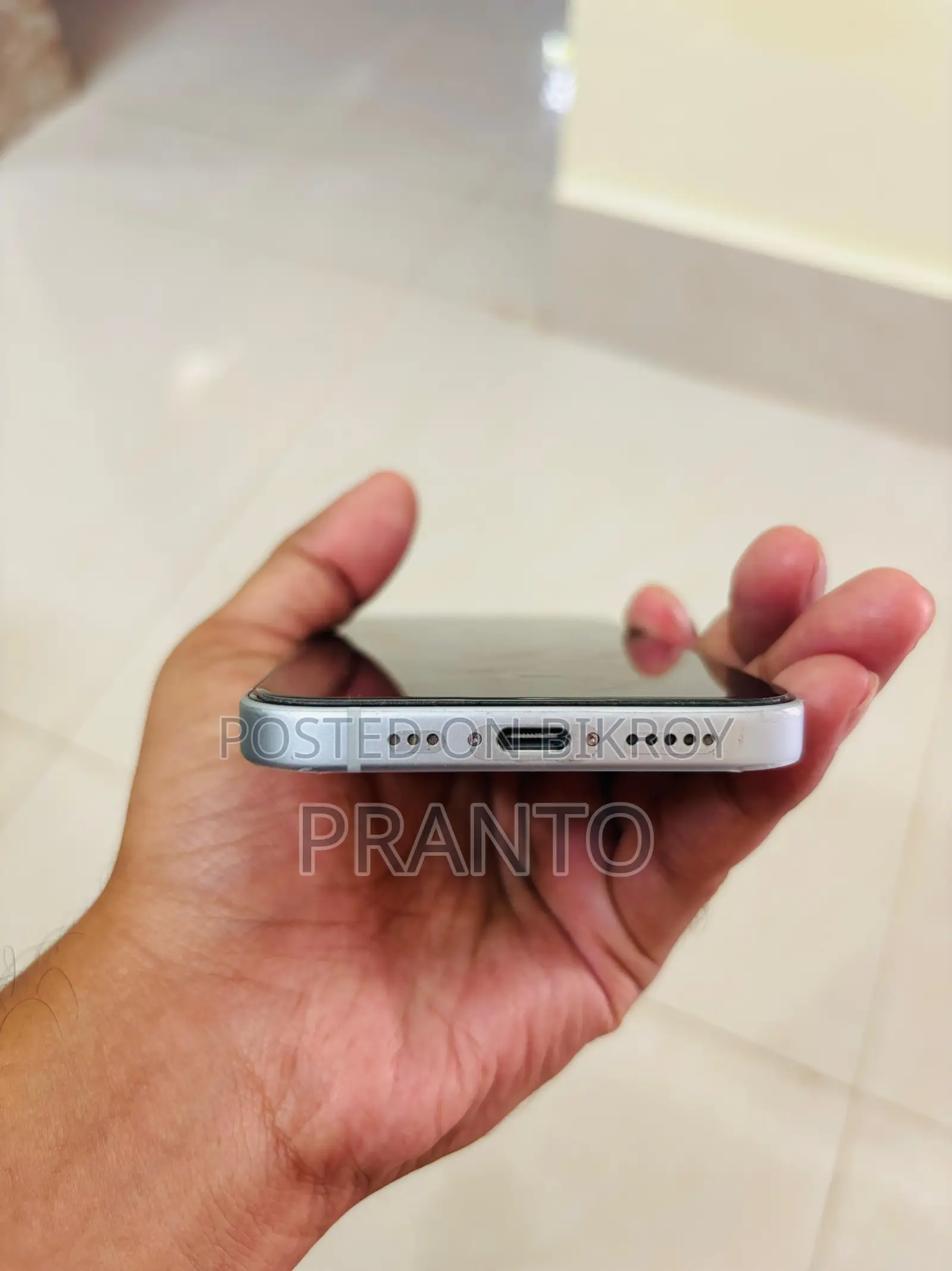 অ্যাপল আইফোন ১৫ ১২৮ জিবি সাদা