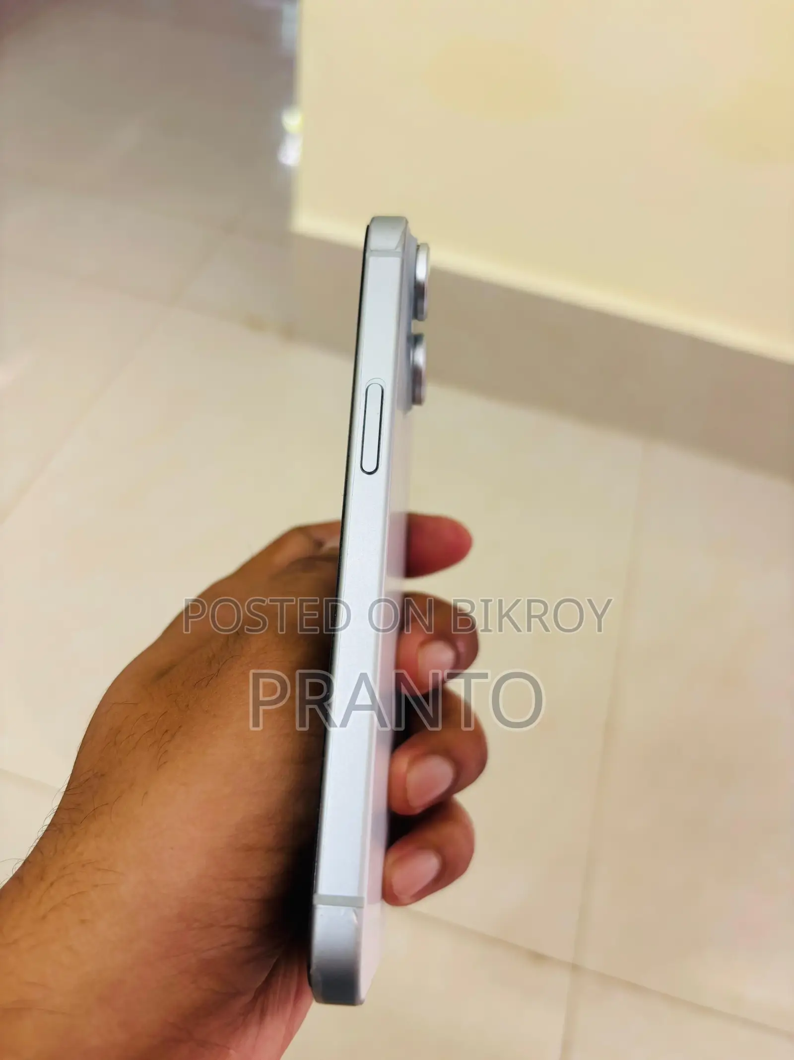 অ্যাপল আইফোন ১৫ ১২৮ জিবি সাদা