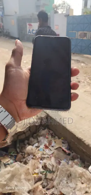 অ্যাপল আইফোন ১১ প্রো ম্যাক্স ২৫৬ জিবি ব্ল্যাক