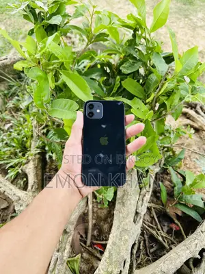 অ্যাপল আইফোন ১২ ৬৪ জিবি কালো