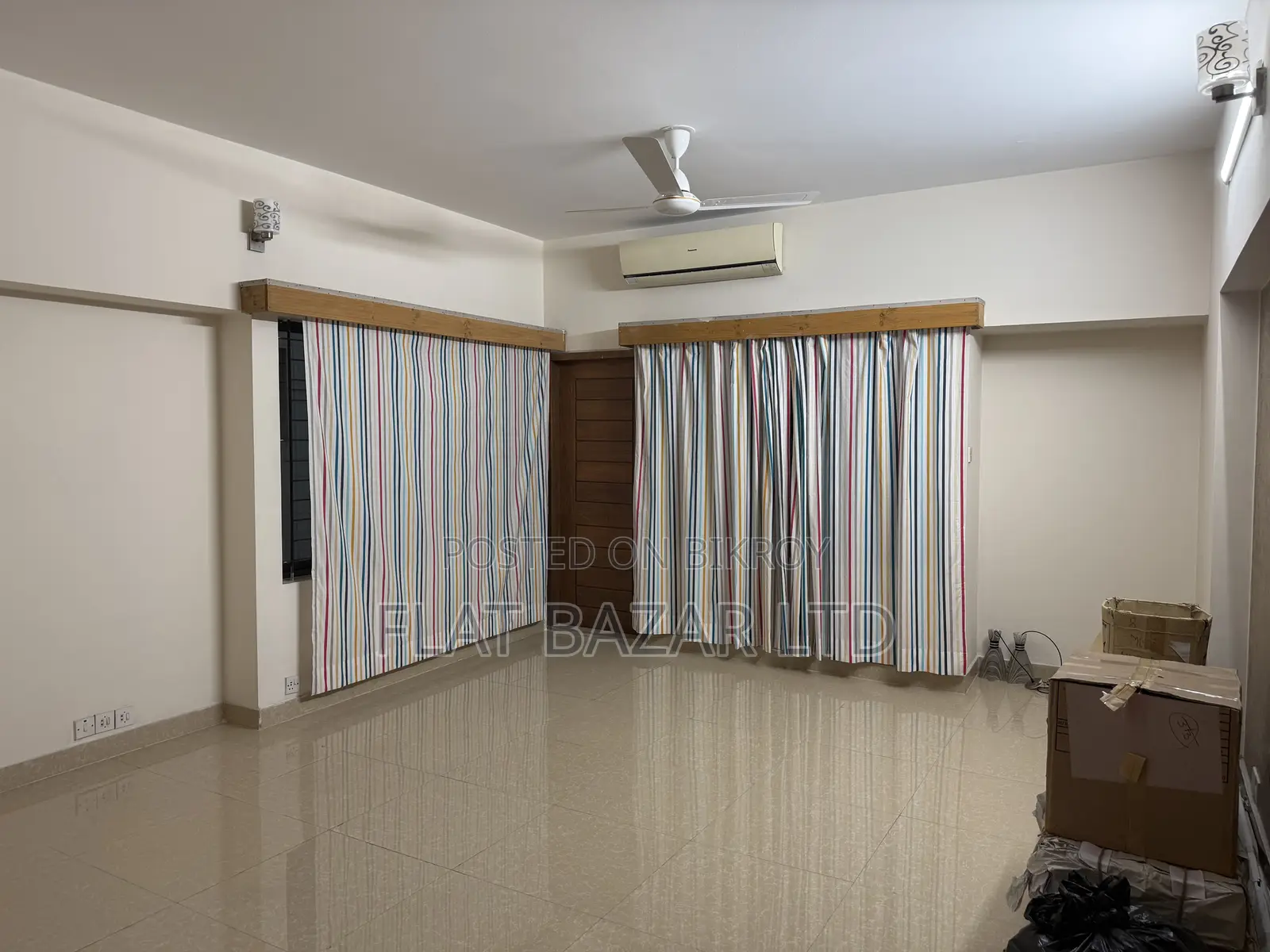 গুলশানের আবাসিক এলাকায় ৩ বেডরুমের অ্যাপার্টমেন্ট বিক্রির জন্য