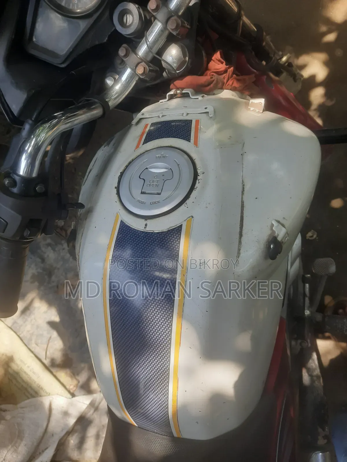Mahindra Centuro 2017 Red