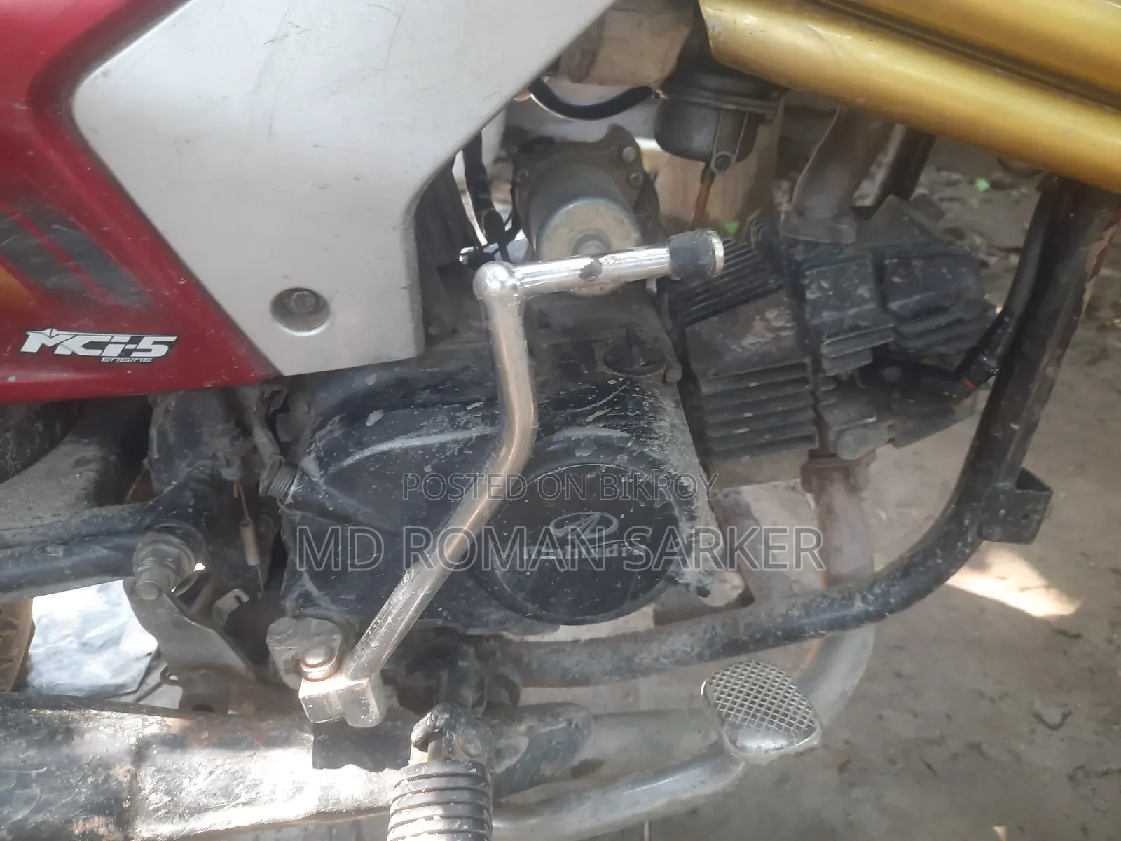 Mahindra Centuro 2017 Red