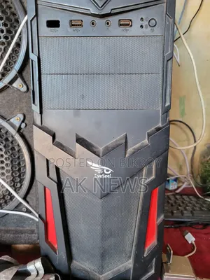 Desktop Computer Gigabyte GB-BRi5H-8250 4GB Intel Core I3 SSD 128GB