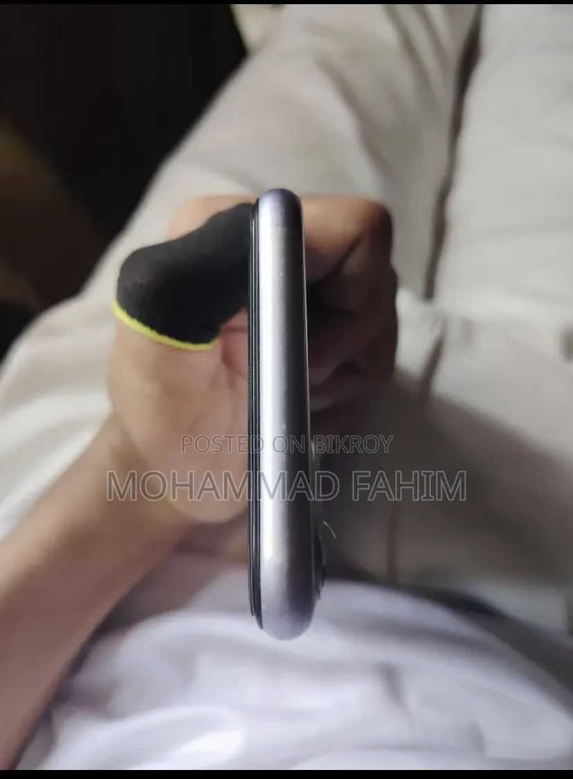 Apple iPhone 11 128 GB White