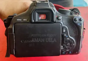 ক্যানন ৬০০ লেন্স ৭৫/৩০০
