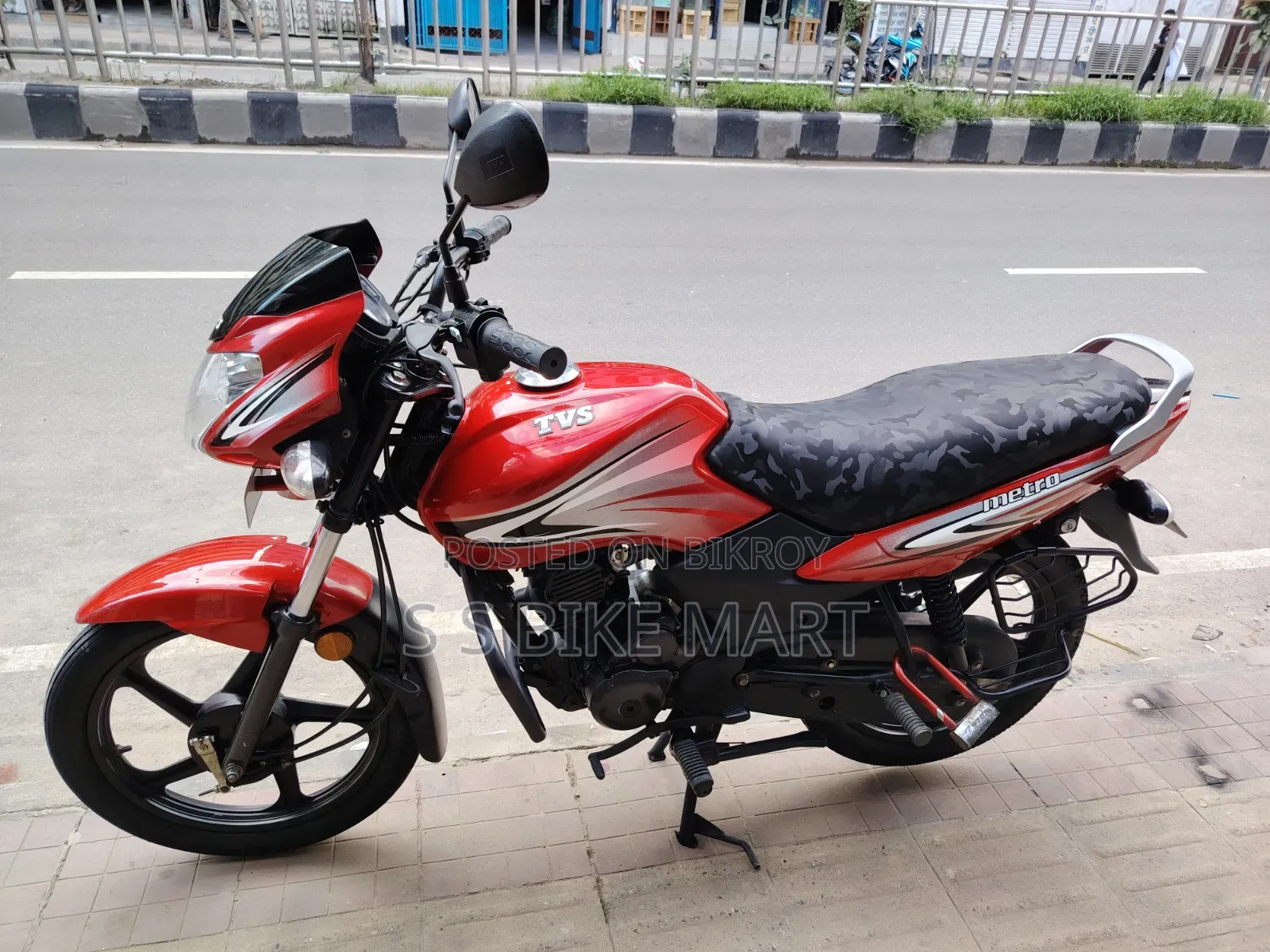 TVS Metro 2022 Red