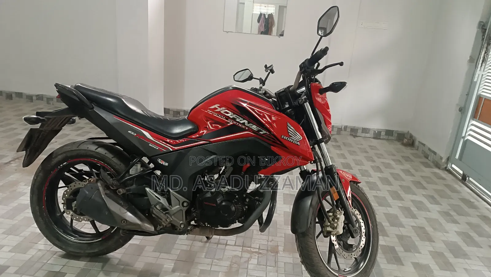Honda Hornet 2022 Red