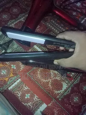 Hair straightener