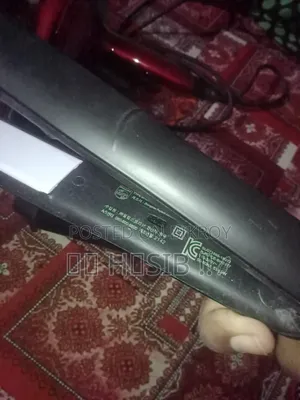 Hair straightener