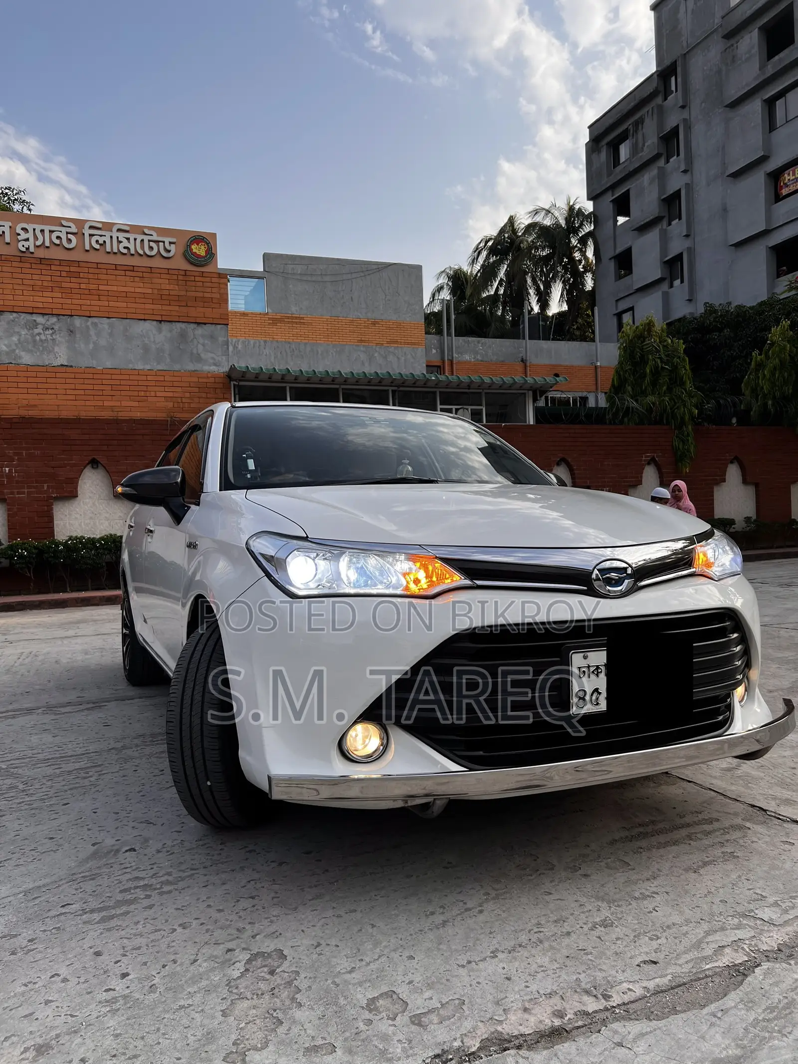 Toyota Axio 1.5 Hybrid 2WD 2015 White