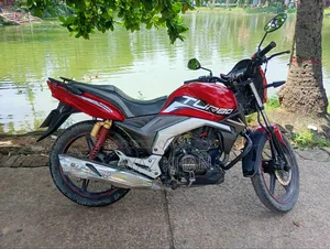 Runner Turbo V2 2023 Red