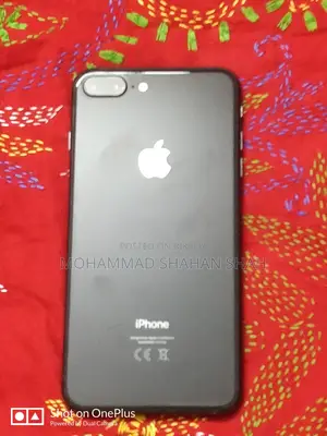 Apple iPhone 8 Plus 64 GB Black