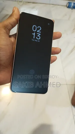 স্যামসাং গ্যালাক্সি এস২২ ৫জি ২৫৬ জিবি হোয়াইট