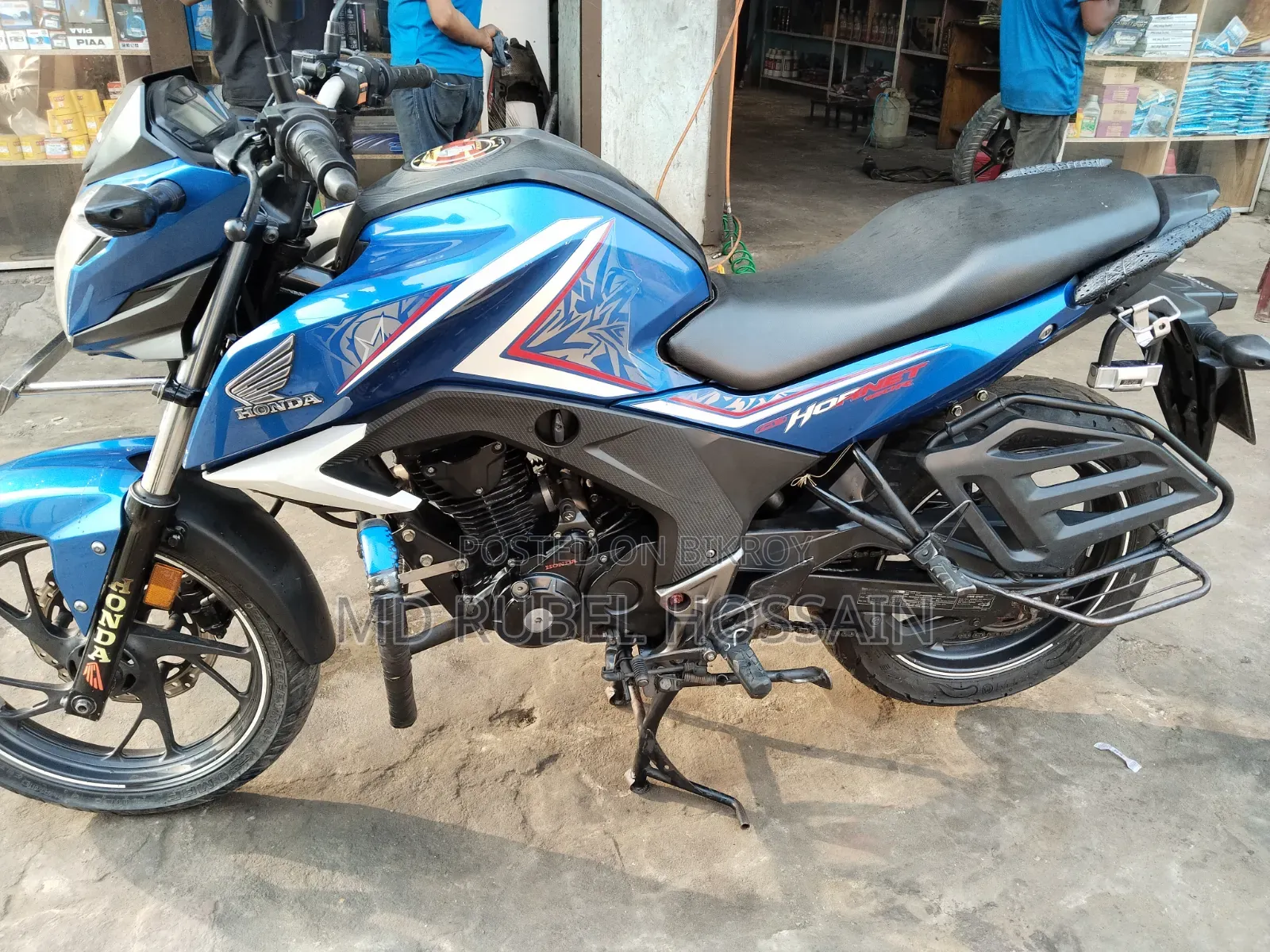 Honda Hornet 2018 Blue