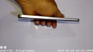 Vivo Y16 64 GB Yellow