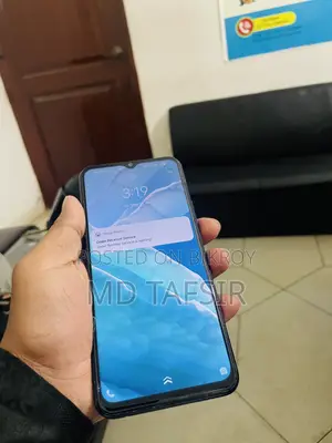 Vivo Y21 64 GB Blue