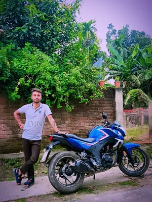 Honda Hornet 2018 Blue