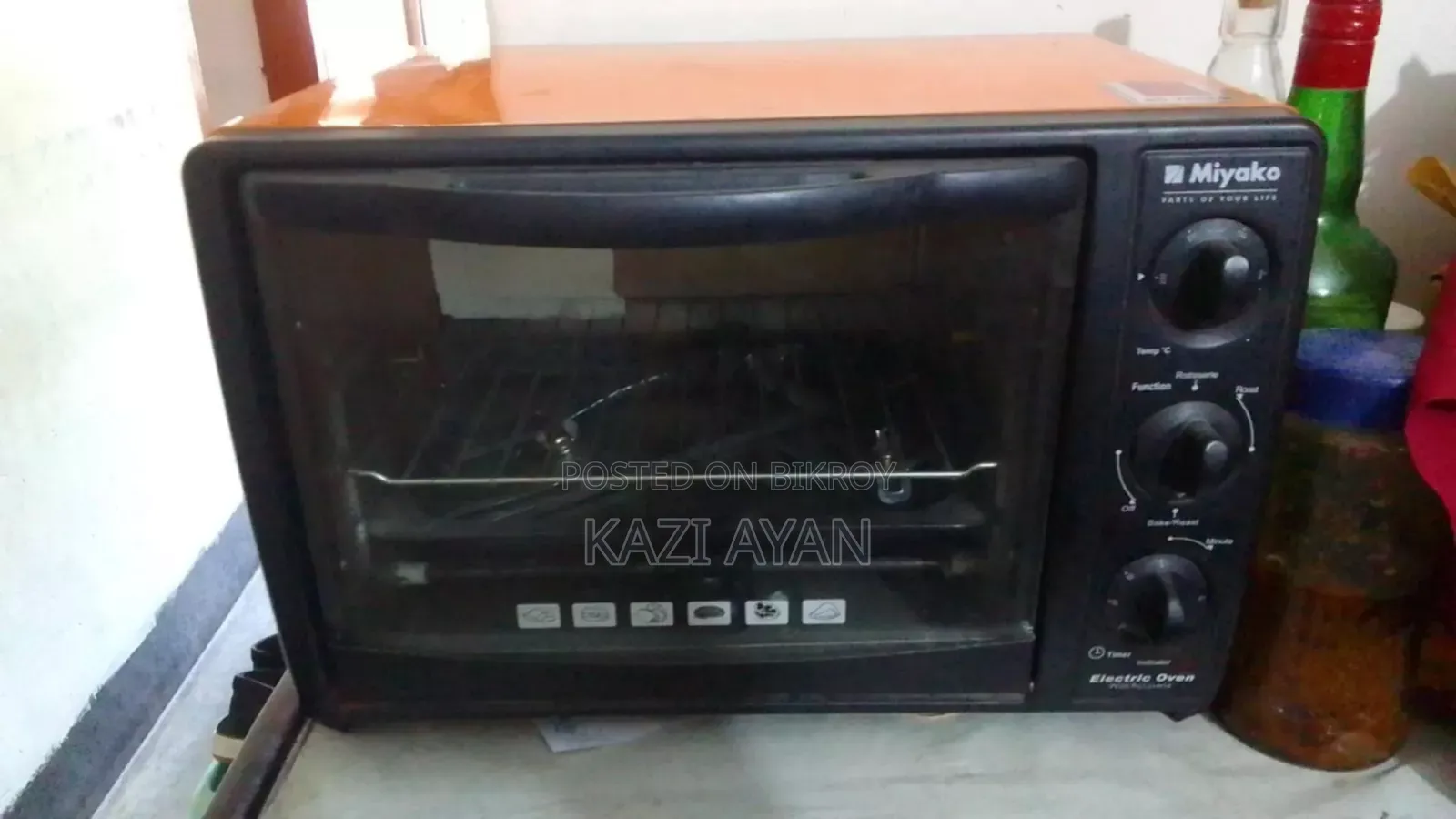 একটি ইলেকট্রনিক ওভেন বিক্রি হবে