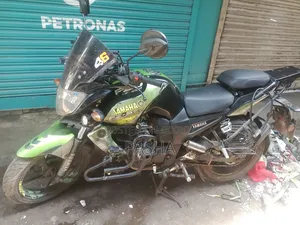 ইয়ামাহা এফজেড ২০১০ ব্ল্যাক