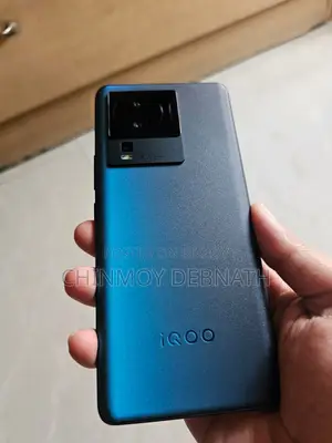 iQOO 128 GB Blue
