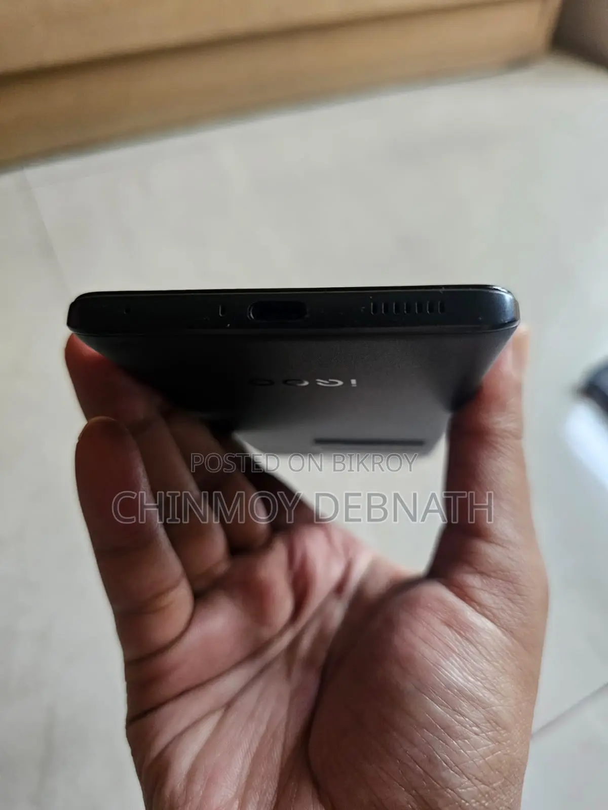 iQOO 128 GB Blue