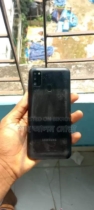 Samsung Galaxy M21 128 GB Black