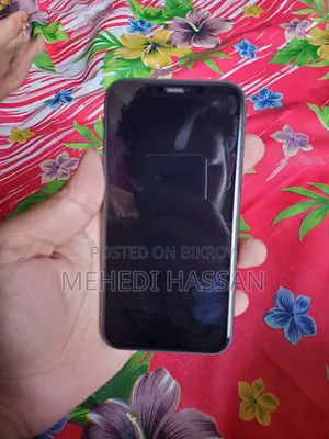 অ্যাপল আইফোন ১১ ১২৮ জিবি কালো
