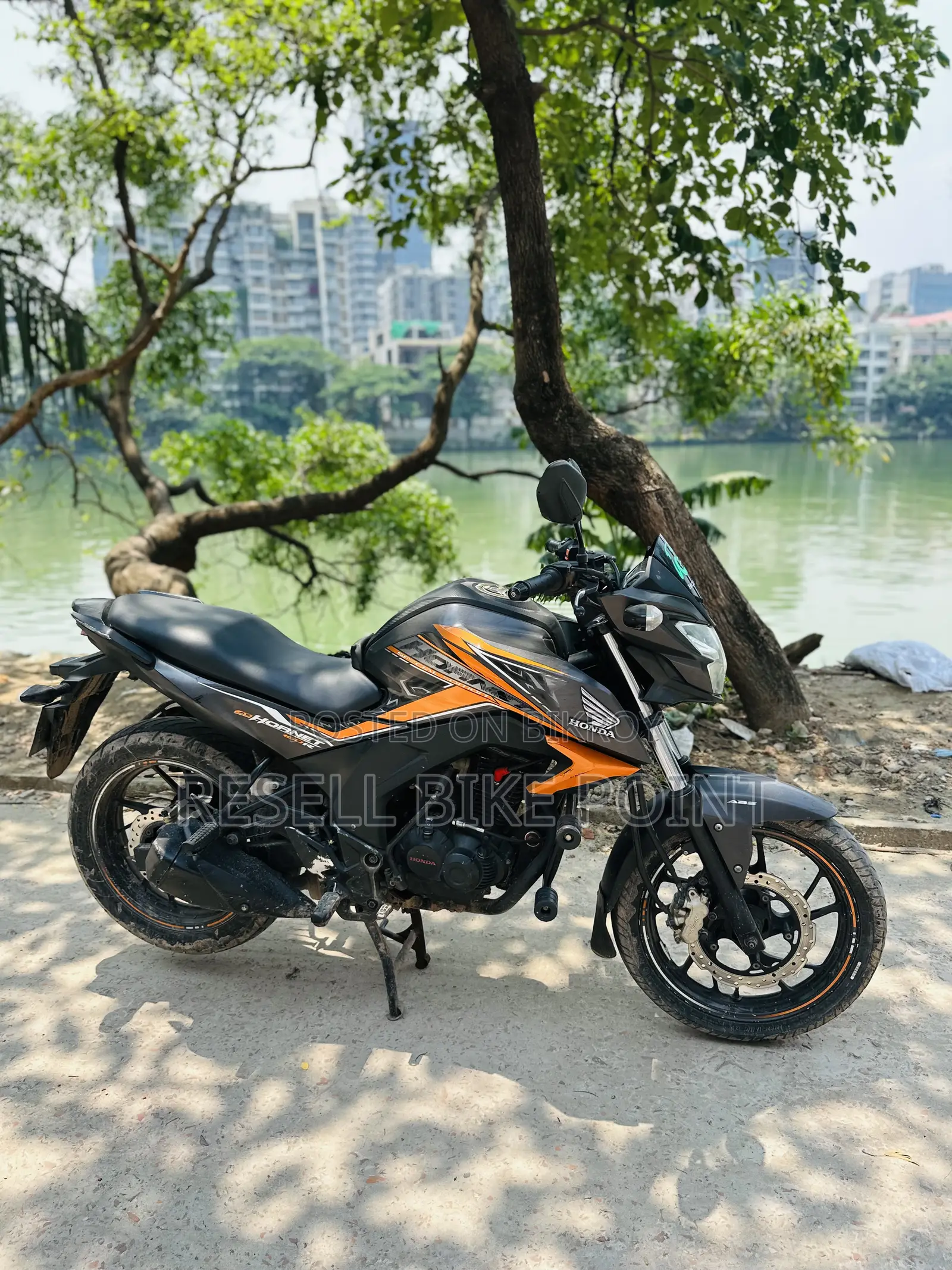 Honda Hornet 2020 Orange