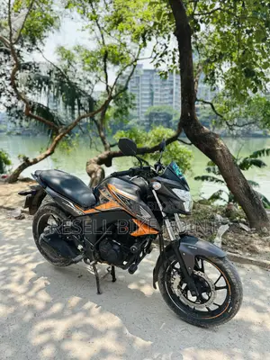 Honda Hornet 2020 Orange