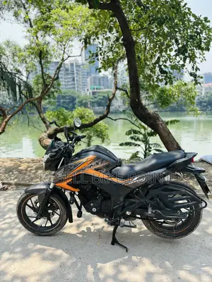 Honda Hornet 2020 Orange