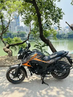 Honda Hornet 2020 Orange