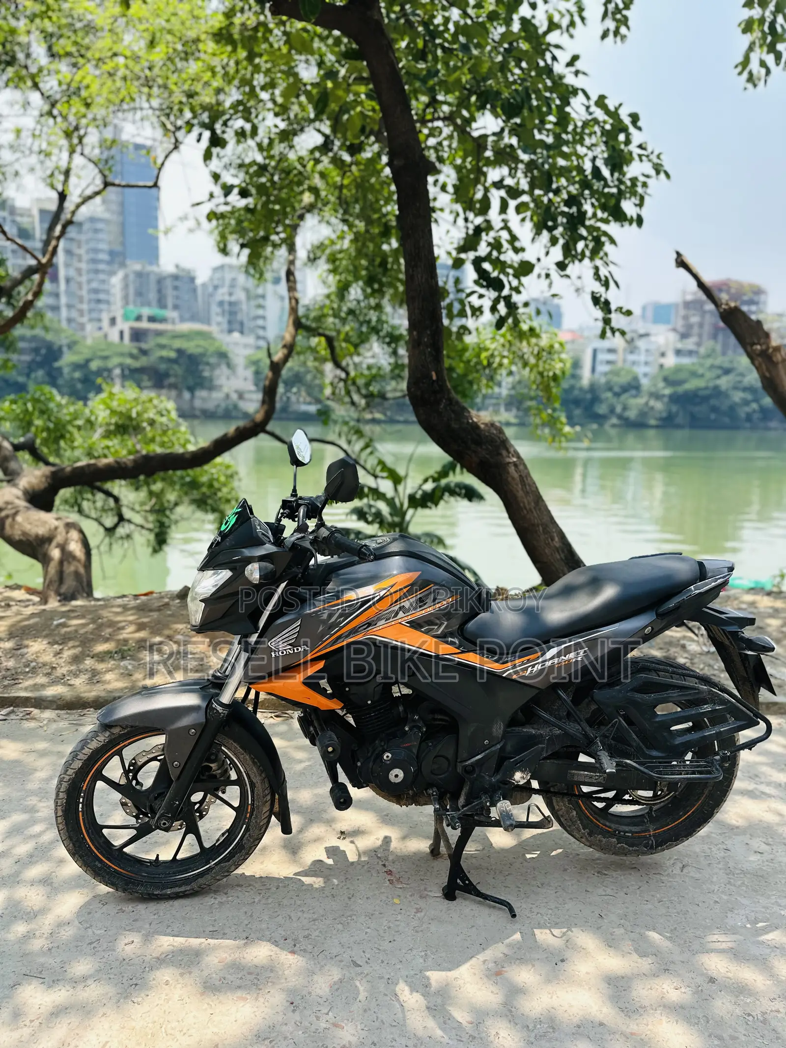 Honda Hornet 2020 Orange