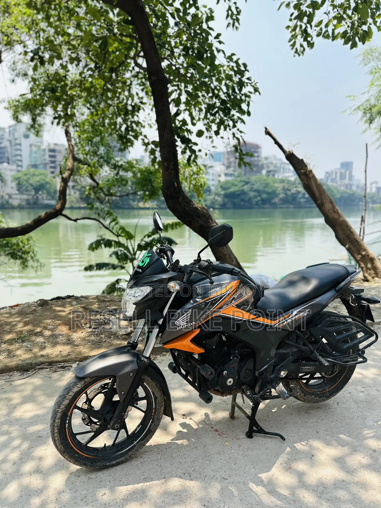 Honda Hornet 2020 Orange