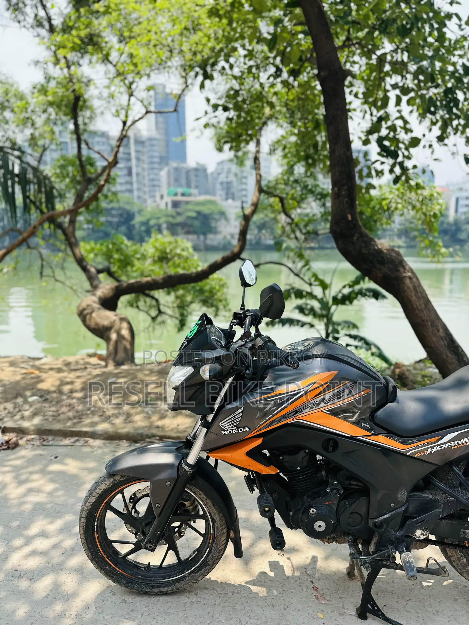 Honda Hornet 2020 Orange