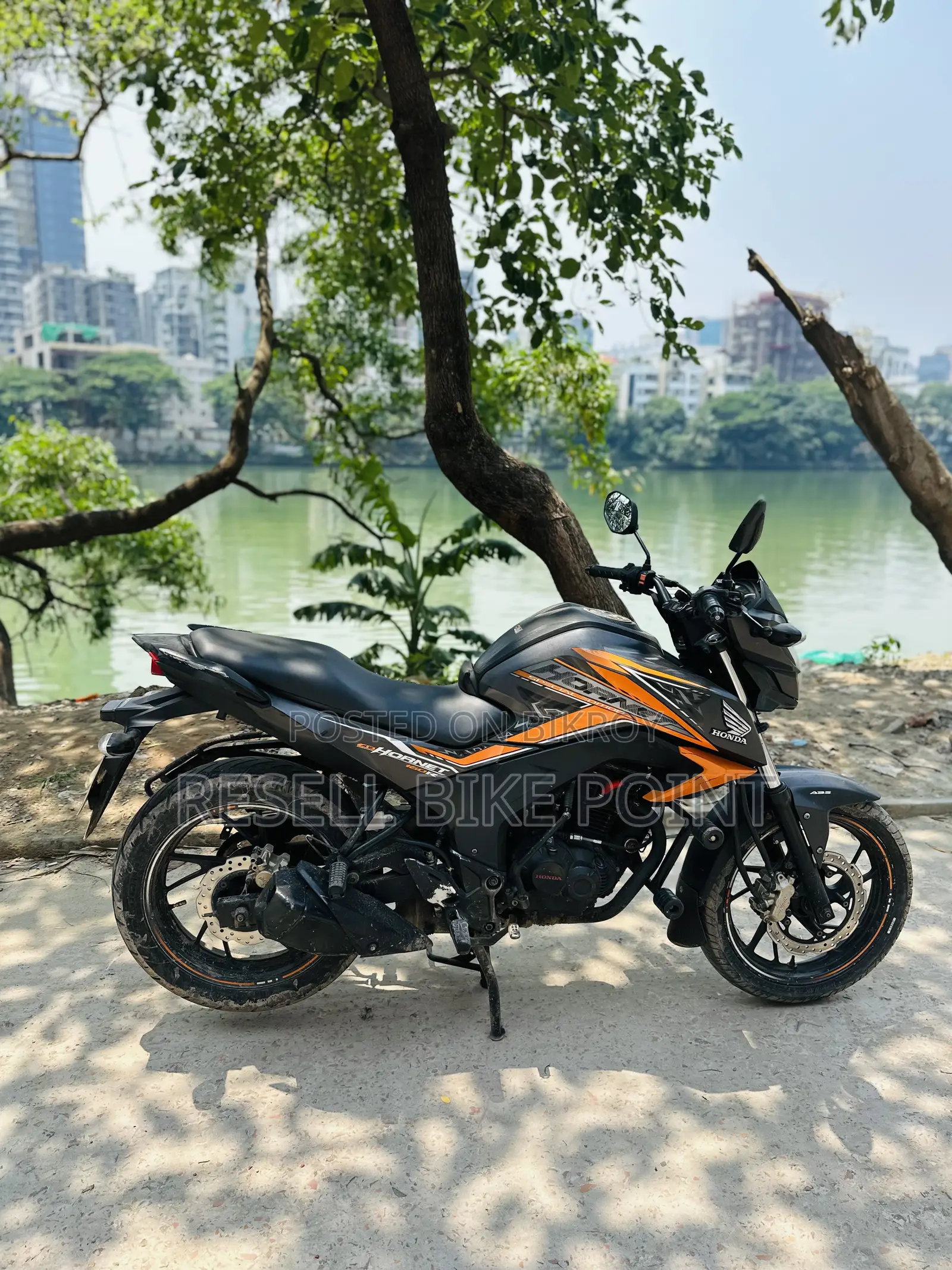 Honda Hornet 2020 Orange