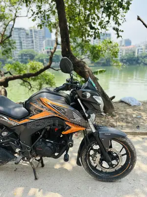 Honda Hornet 2020 Orange