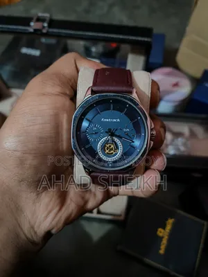 Luxury Branded Watch, বিভিন্ন ব্র্যান্ডের লাক্সারি ঘড়ি।