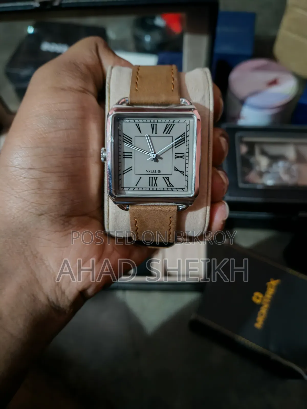 Luxury Branded Watch, বিভিন্ন ব্র্যান্ডের লাক্সারি ঘড়ি।