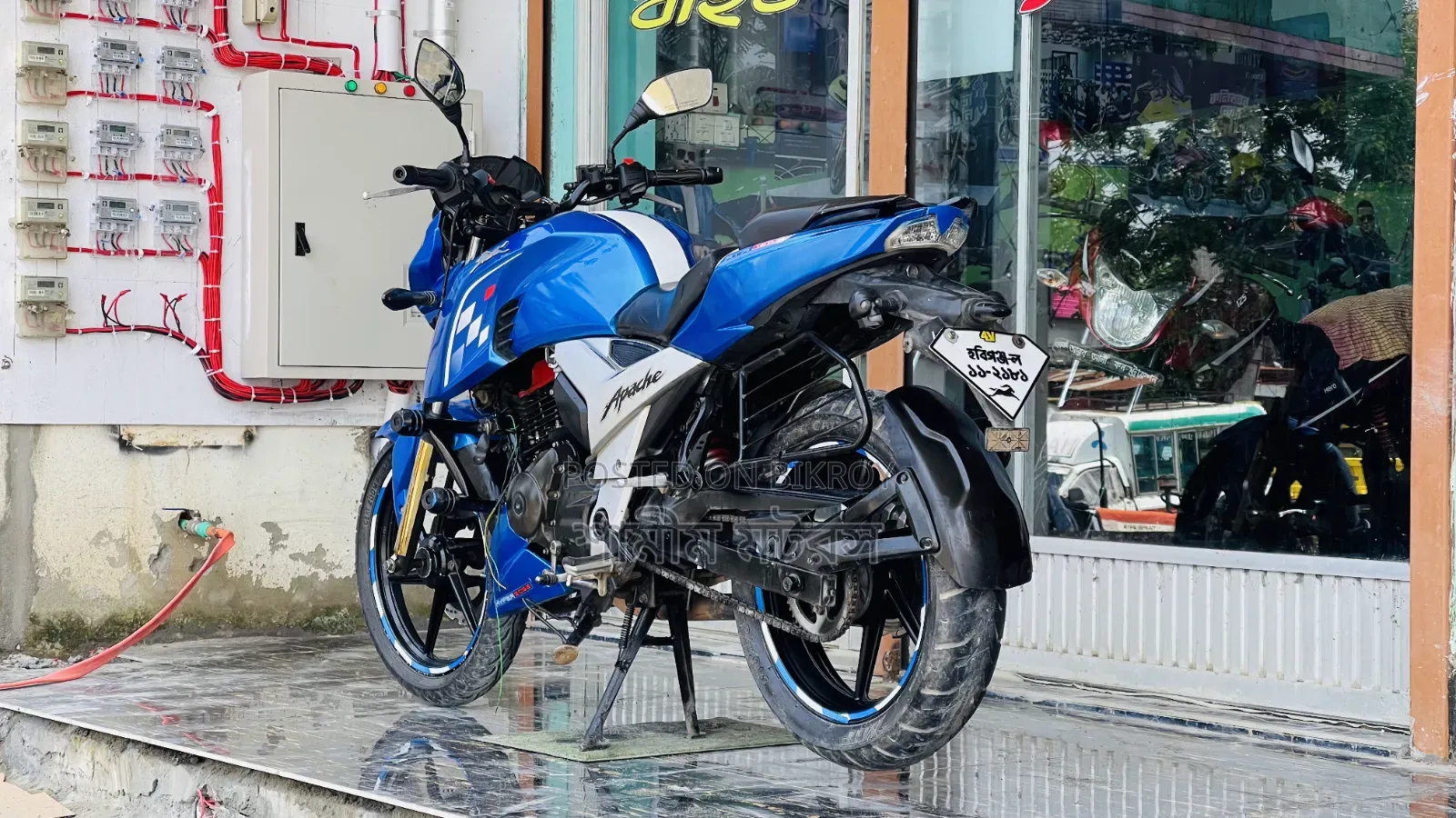 TVS Apache RTR 160 4V 2021 Blue