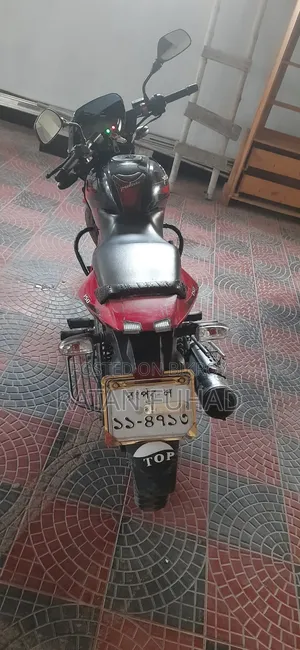 Bajaj Pulsar 150 2016 Red