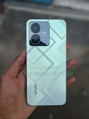 Vivo Y22 64 GB Blue