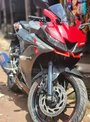 ইয়ামাহা ২০১৯ ধূসর